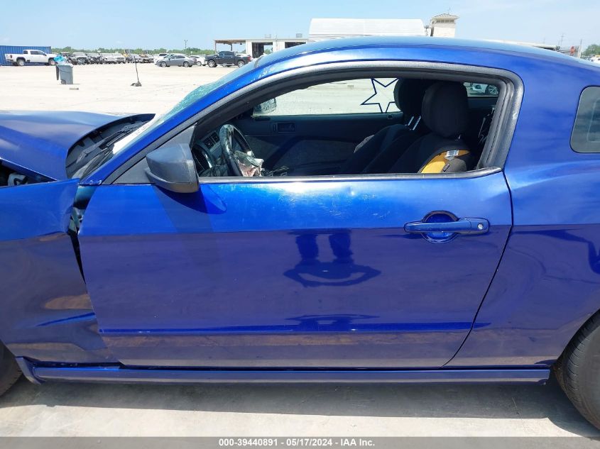 2014 Ford Mustang V6 VIN: 1ZVBP8AM8E5318461 Lot: 39440891