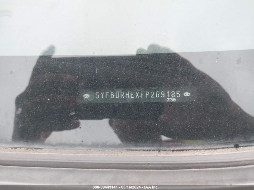 2015 Toyota Corolla L VIN: 5YFBURHEXFP269185 Lot: 39441141