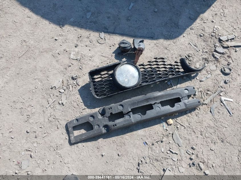 2005 Ford Mustang V6 Deluxe/V6 Premium VIN: 1ZVFT80N255248902 Lot: 39441181