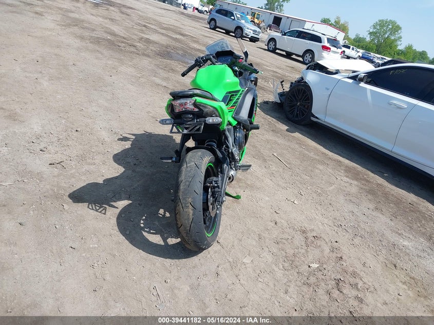 VIN ML5EXEP15RDAB9137 2024 KAWASAKI EX650 P