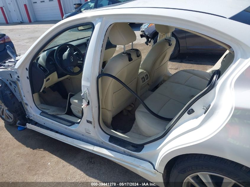 2015 Infiniti Q50 Premium VIN: JN1BV7AR3FM414927 Lot: 39441278