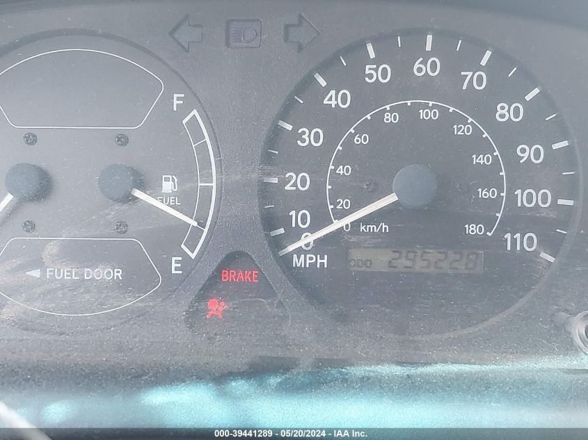 1NXBR12E4YZ339857 2000 Toyota Corolla Ce