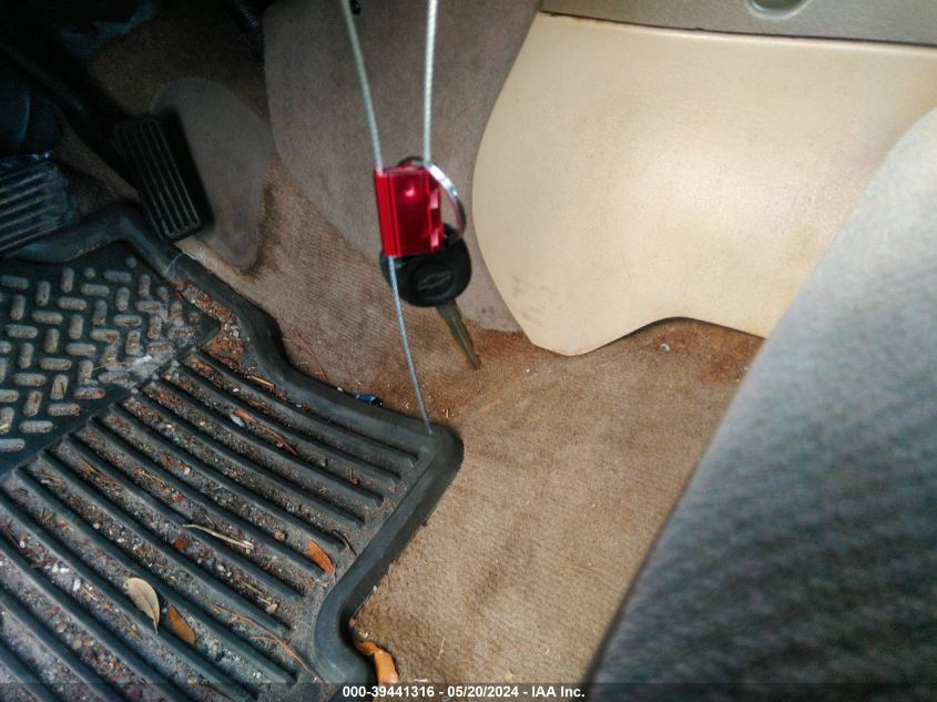 2004 Chevrolet Trailblazer Ls VIN: 1GNDT13S342327988 Lot: 39441316