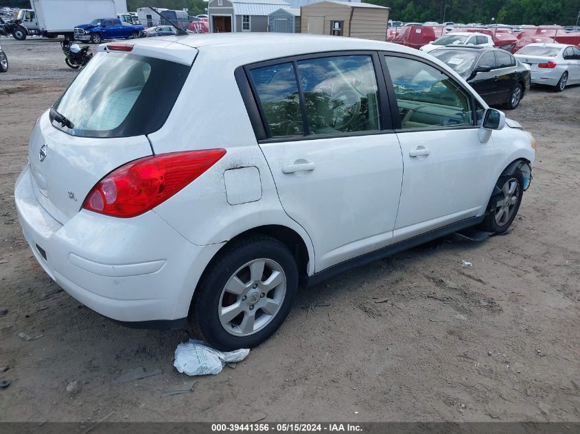 3N1BC13EX9L415584 2009 Nissan Versa 1.8Sl