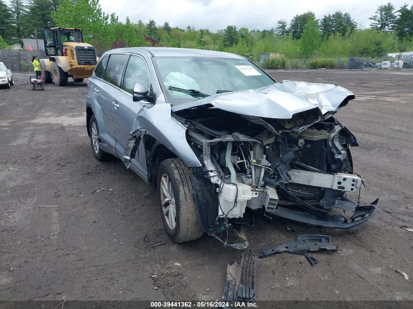 2015 TOYOTA HIGHLANDER LE V6 - 5TDBKRFH0FS076568