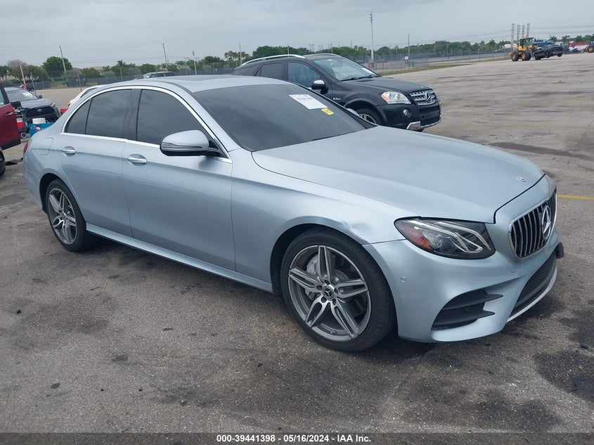 VIN WDDZF4JB0JA337718 2018 MERCEDES-BENZ E 300