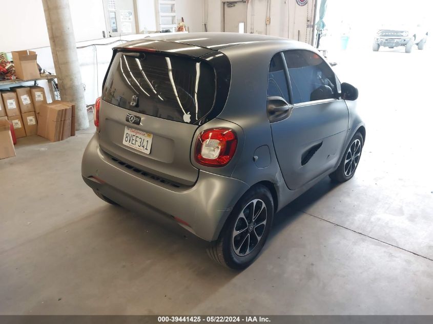 2017 Smart Fortwo Electric Drive Passion/Prime/Pure VIN: WMEFJ9BA5HK237683 Lot: 39441425