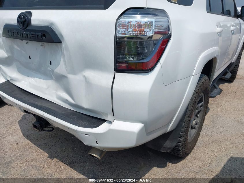 2019 Toyota 4Runner Trd Off Road Premium VIN: JTEBU5JR8K5670145 Lot: 39441632