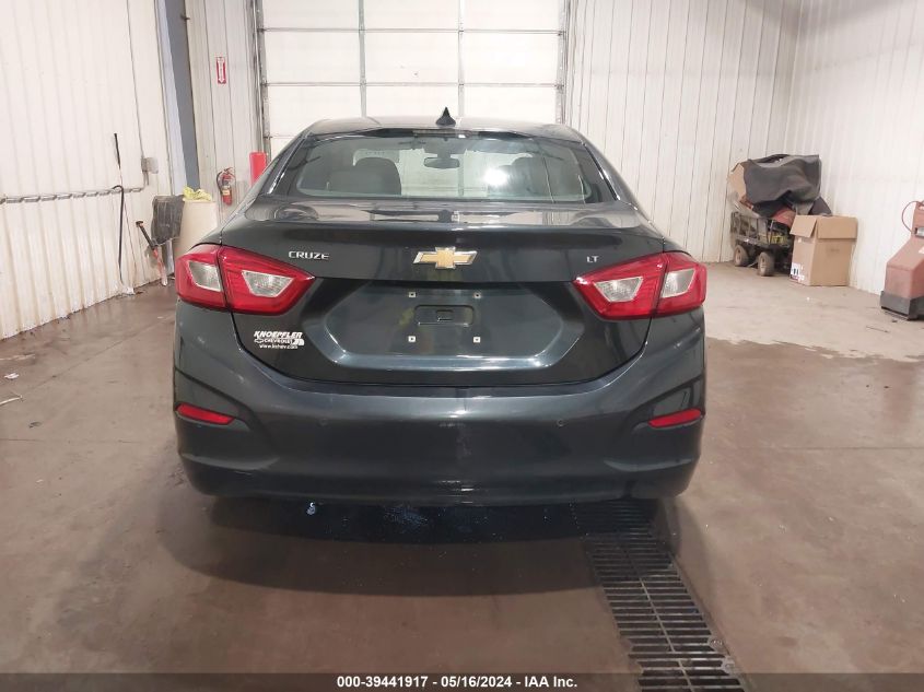 2018 Chevrolet Cruze Lt Auto VIN: 1G1BE5SM2J7213296 Lot: 39441917