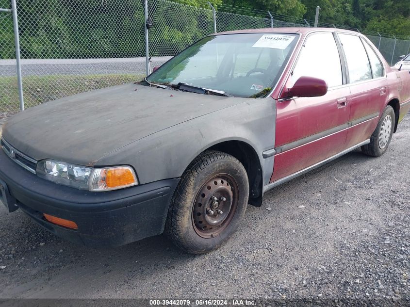 1992 Honda Accord Lx VIN: 1HGCB7558NA217027 Lot: 39442079