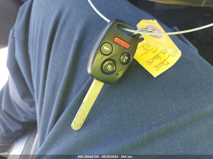 2011 Honda Accord 3.5 Ex-L VIN: 1HGCP3F82BA028758 Lot: 39442184