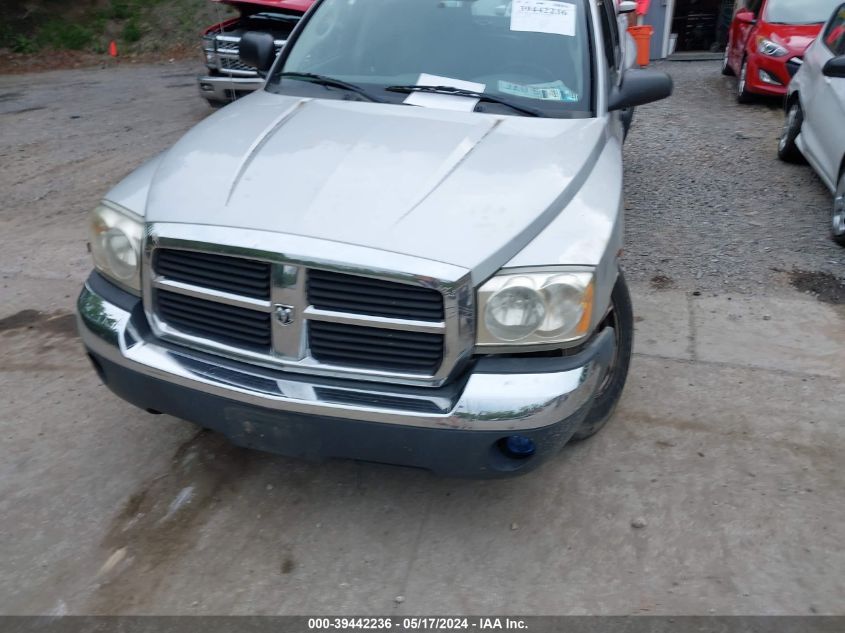 2005 Dodge Dakota Slt VIN: 1D7HW48N35S188121 Lot: 39442236