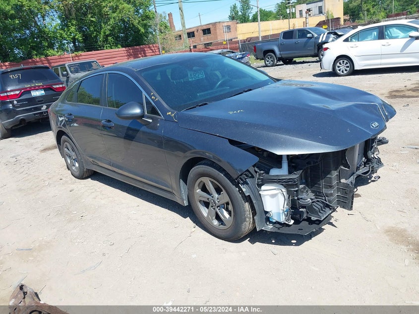 KIA K5 LXS 2021