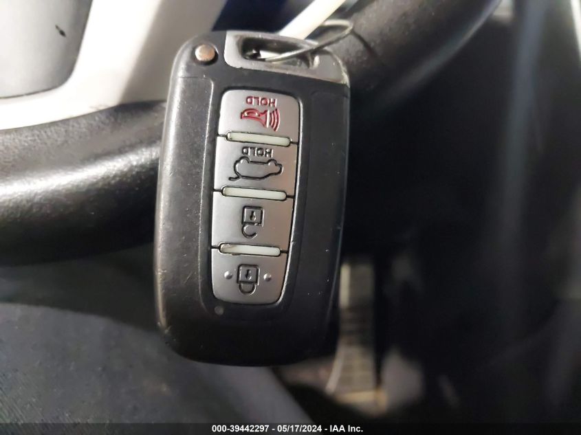 2010 Hyundai Genesis 3.8 Track VIN: KMHHU6KH6AU013113 Lot: 39442297