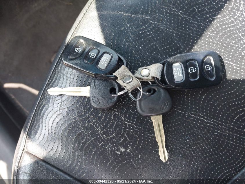 2013 Hyundai Elantra Limited VIN: 5NPDH4AE4DH249311 Lot: 39442320