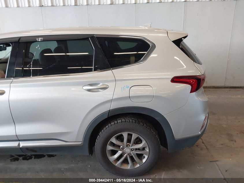2019 Hyundai Santa Fe Sel VIN: 5NMS33AD5KH038667 Lot: 39442411