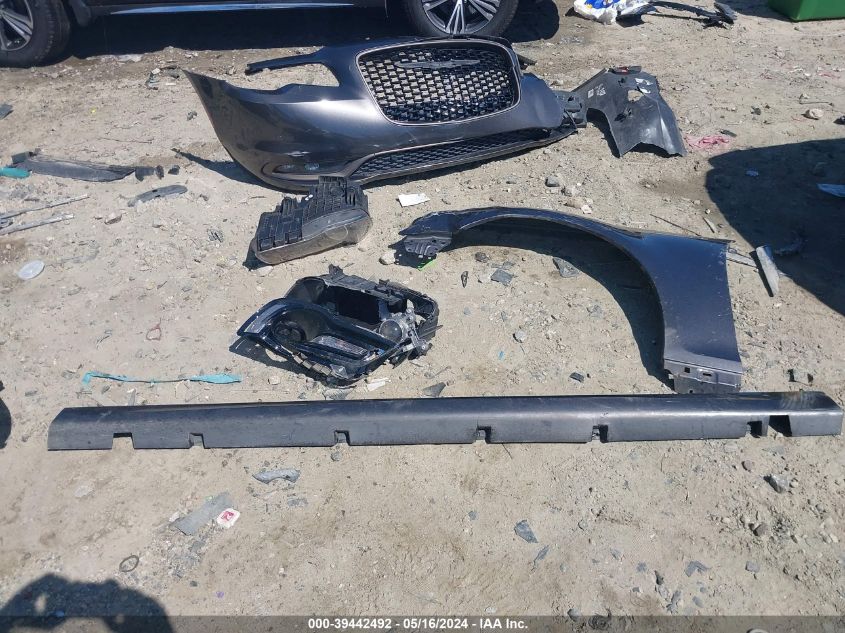 2016 Chrysler 300 300S Alloy Edition VIN: 2C3CCABG9GH282508 Lot: 39442492