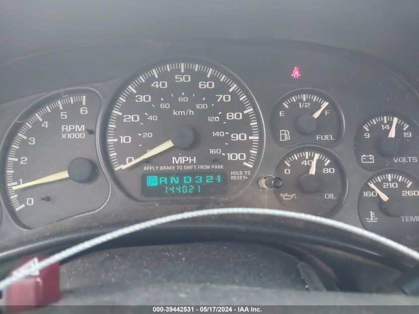 2000 Chevrolet Silverado 1500 VIN: 1GCEC14W7YE189102 Lot: 39442531