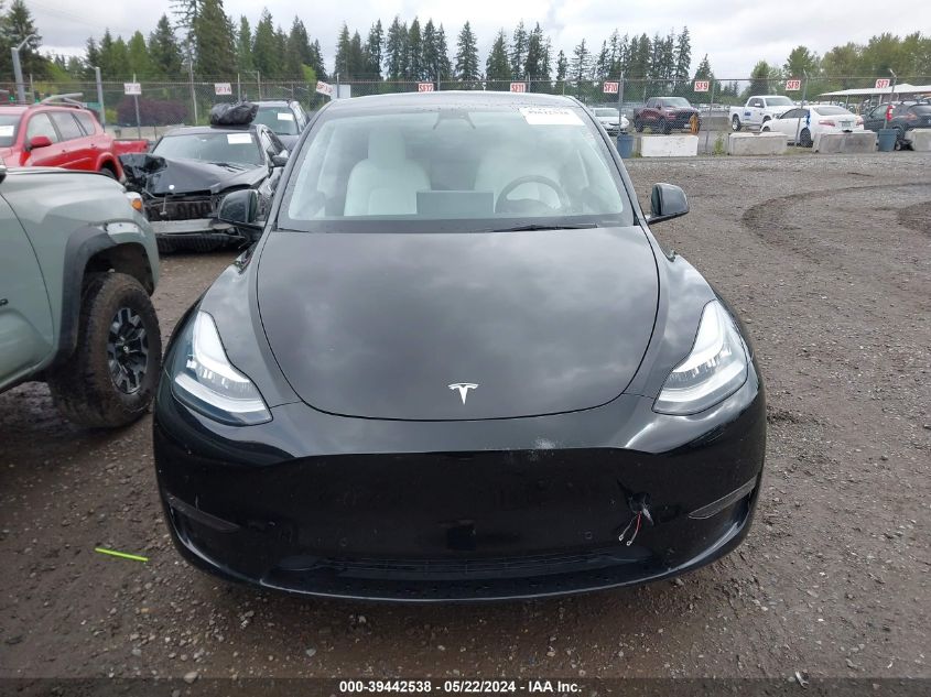 2021 Tesla Model Y Long Range Dual Motor All-Wheel Drive VIN: 5YJYGDEE1MF216182 Lot: 39442538