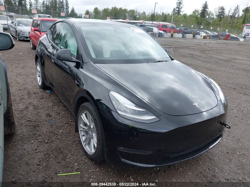 2021 TESLA MODEL Y LONG RANGE DUAL MOTOR ALL-WHEEL DRIVE - 5YJYGDEE1MF216182