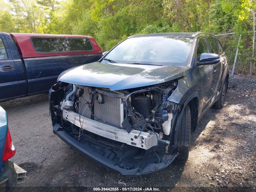 2019 Toyota Highlander Xle VIN: 5TDJZRFH4KS953824 Lot: 39442555