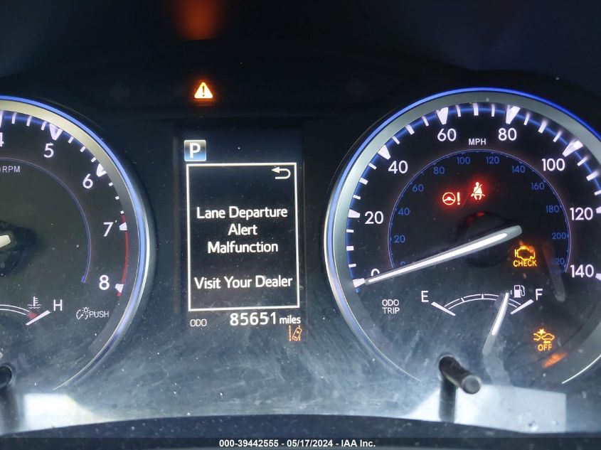 2019 Toyota Highlander Xle VIN: 5TDJZRFH4KS953824 Lot: 39442555