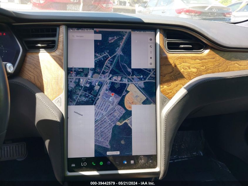 2018 Tesla Model S 100D/75D/P100D VIN: 5YJSA1E29JF262561 Lot: 39442579