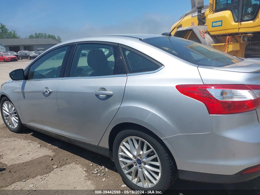 2014 FORD FOCUS VIN: 1FADP3J28EL354505