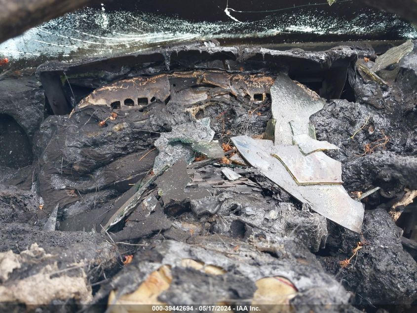 2004 Chevrolet Tahoe Lt VIN: 1GNEK13Z54J296298 Lot: 39442694