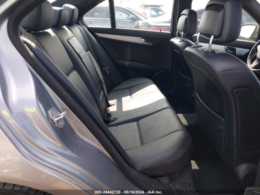 2008 Mercedes-Benz C 300 Luxury/Sport VIN: WDDGF54X58F070139 Lot: 39442720