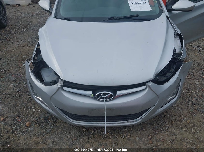2015 HYUNDAI ELANTRA SE - 5NPDH4AE3FH615990
