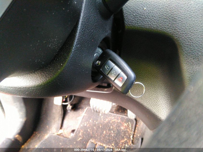 2018 Nissan Rogue Sport S VIN: JN1BJ1CPXJW180139 Lot: 39442775