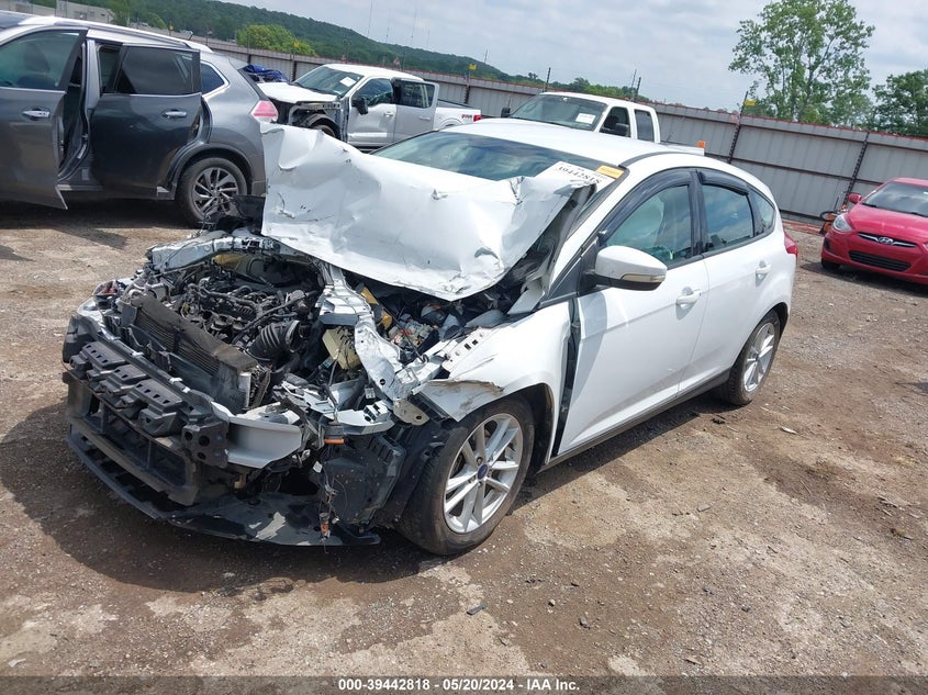 VIN 1FADP3K22HL247064 2017 FORD FOCUS SE