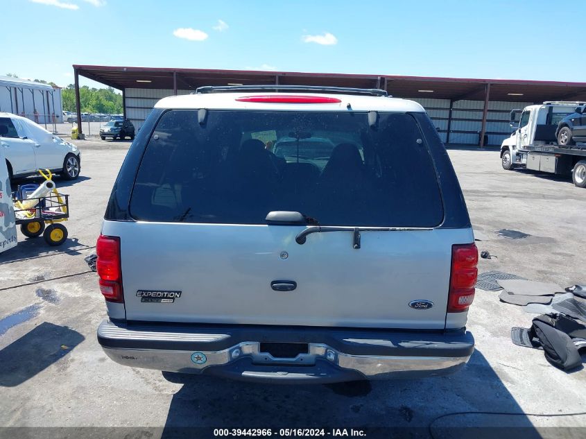 2000 Ford Expedition Xlt VIN: 1FMRU1566YLA18121 Lot: 39442966