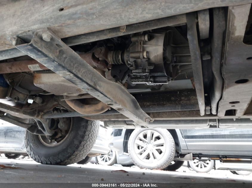 2005 Chevrolet Suburban 2500 Ls VIN: 3GNGK26U25G230681 Lot: 39443161