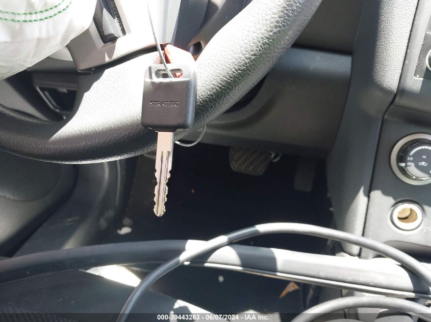 2014 Nissan Rogue Select S VIN: JN8AS5MT9EW615784 Lot: 39443263