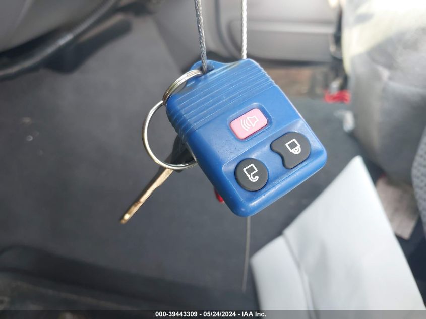 2001 Ford F-250 Lariat/Xl/Xlt VIN: 1FTNX21F81EA95475 Lot: 39443309