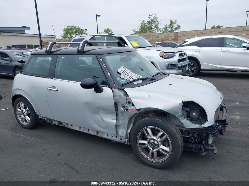 2013 Mini Cooper VIN: WMWSU3C52DT690406 Lot: 39443332