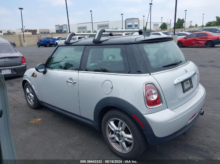 2013 Mini Cooper VIN: WMWSU3C52DT690406 Lot: 39443332