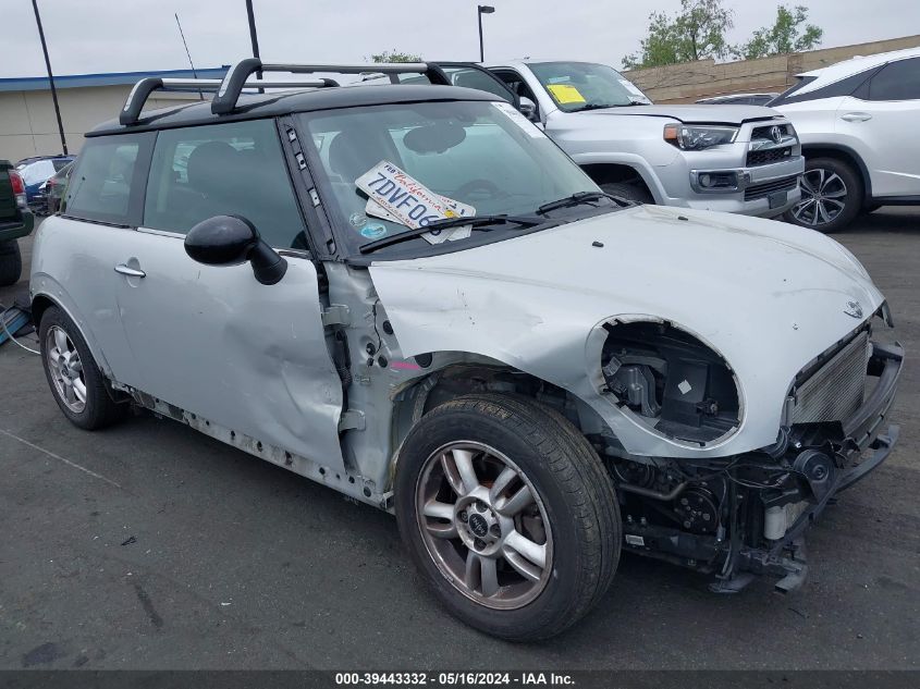 2013 Mini Cooper VIN: WMWSU3C52DT690406 Lot: 39443332