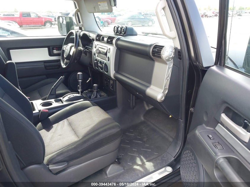 2007 Toyota Fj Cruiser VIN: JTEBU11F370012445 Lot: 39443476