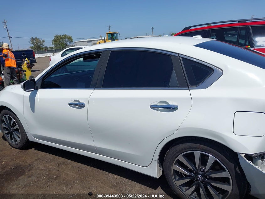 2018 Nissan Altima 2.5 Sl VIN: 1N4AL3APXJC167206 Lot: 39443503