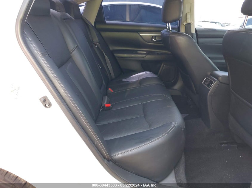 2018 Nissan Altima 2.5 Sl VIN: 1N4AL3APXJC167206 Lot: 39443503