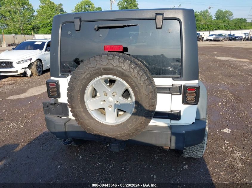 2013 Jeep Wrangler Unlimited Sport VIN: 1C4HJWDG1DL636909 Lot: 39443546