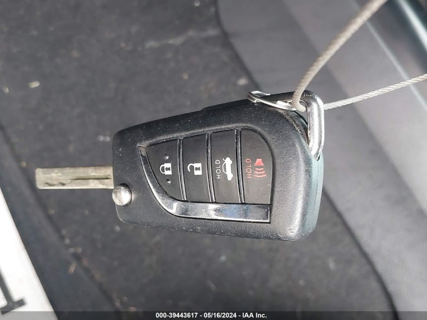 2020 Toyota Camry Le VIN: 4T1C11AKXLU394227 Lot: 39443617