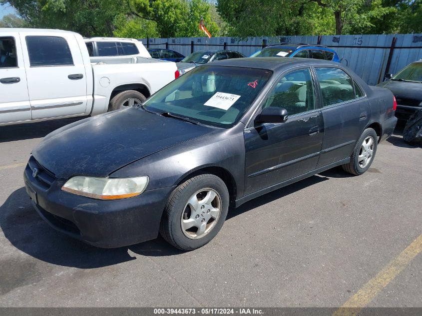 1998 Honda Accord Ex VIN: 1HGCG5659WA073803 Lot: 39443673