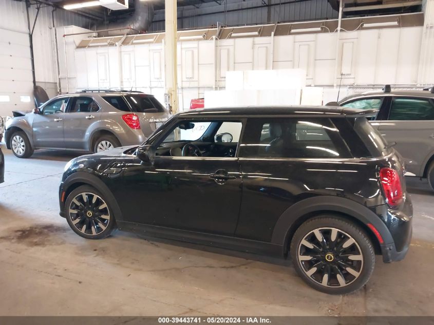 2022 Mini Se Hardtop Cooper VIN: WMW13DJ08N2S47275 Lot: 39443741