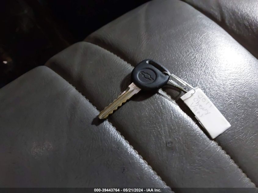 2011 Chevrolet Express 2500 Work Van VIN: 1GCWGFBA1B1141073 Lot: 39443764