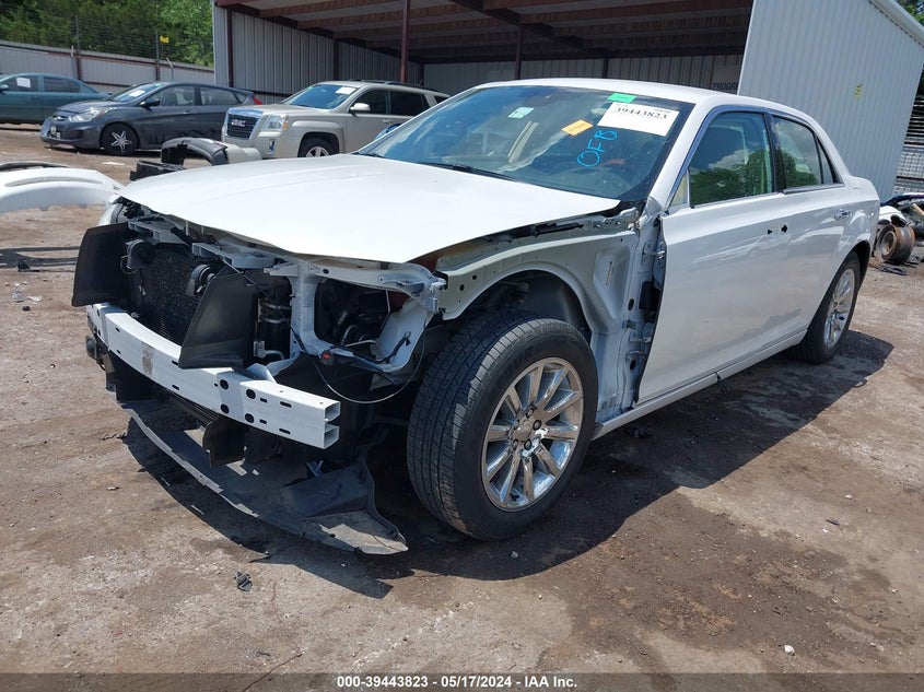 2011 Chrysler 300C VIN: 2C3CA6CT4BH528422 Lot: 39443823