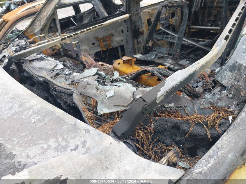 2008 GMC Sierra 1500 Slt VIN: 3GTEK13J08G266667 Lot: 39443834